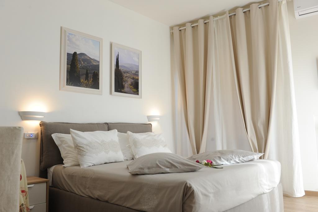 Hotel Piccolo Borgo Antico Florenz Exterior foto